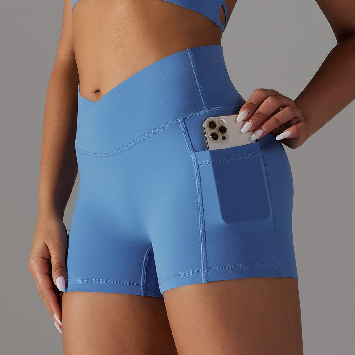 'Ava' Crossover Scrunch Short