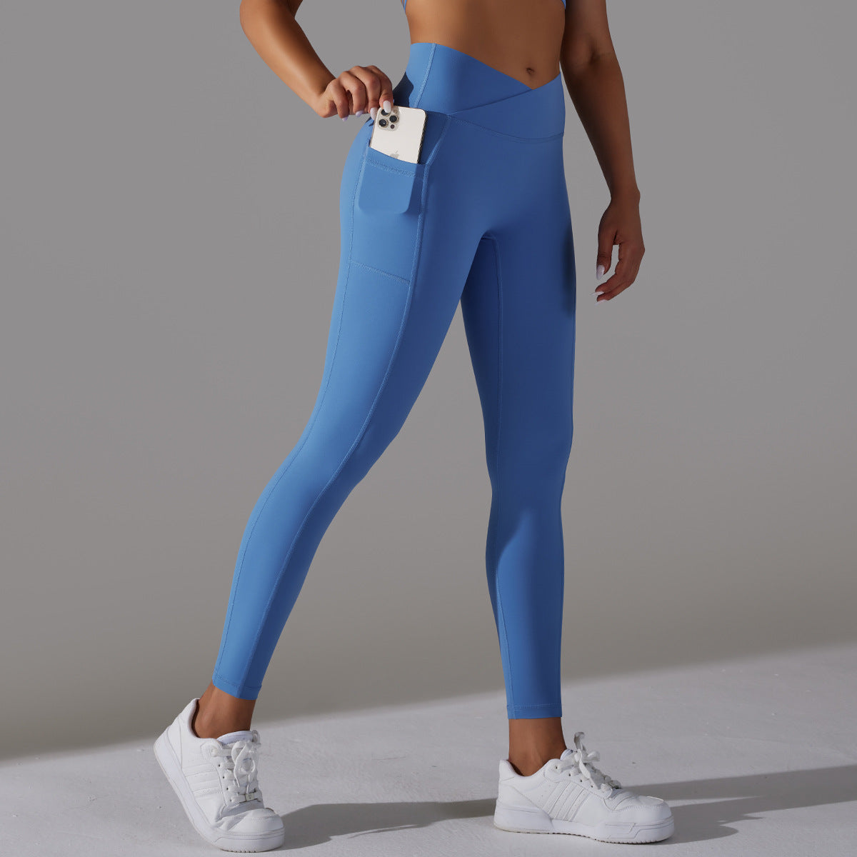 'Ava' Crossover Scrunch Leggings
